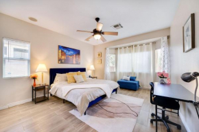 Spacious Vegas Home, BBQ, H-Speed Wi-Fi, Sleeps 11